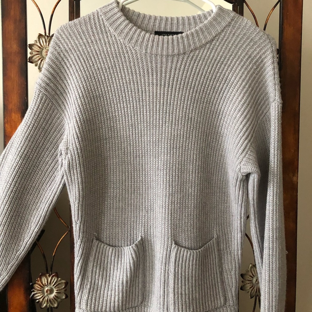 Sweater - Picture 2 of 4
